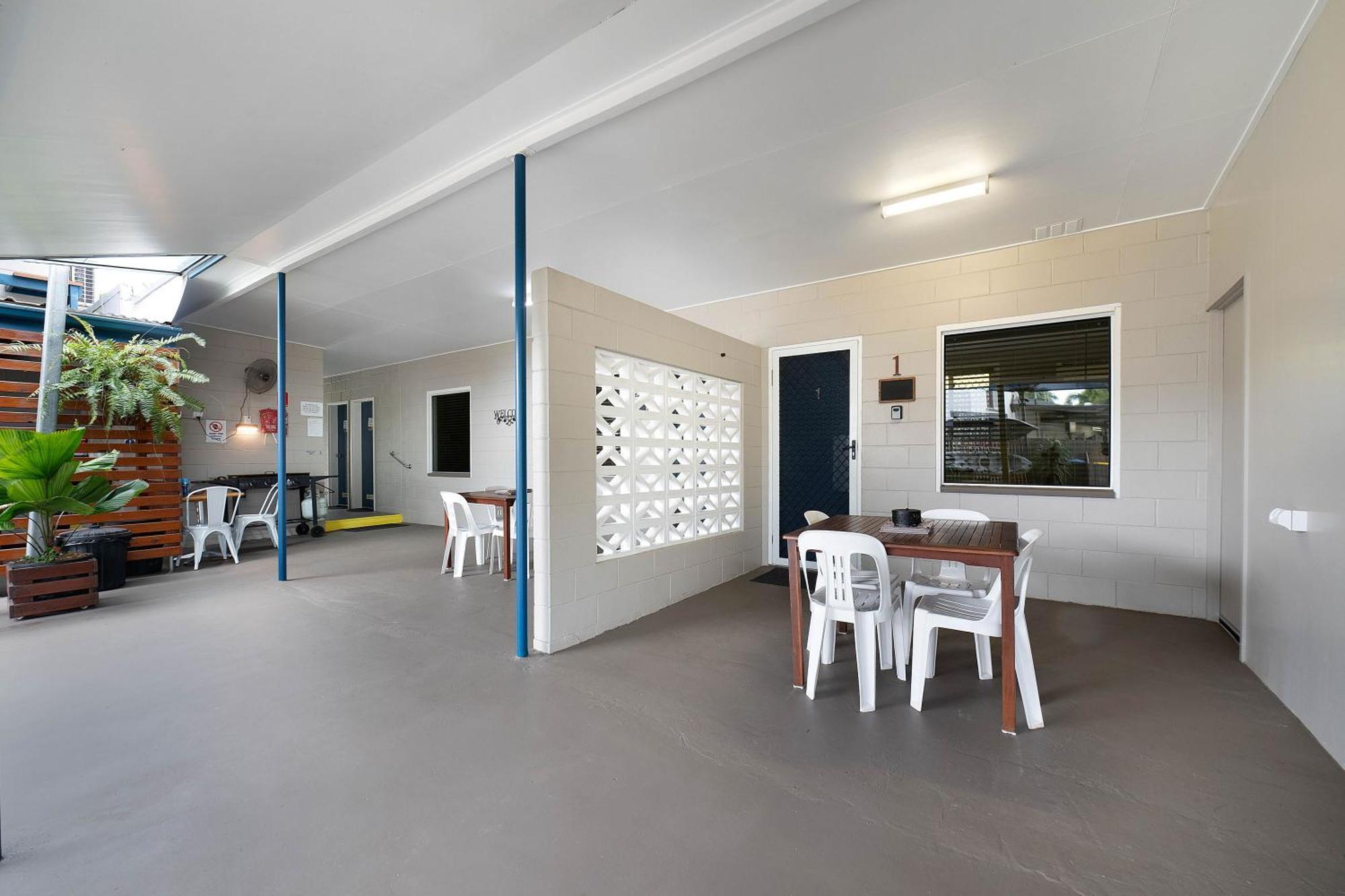 Seaforth Holiday Units Extérieur photo