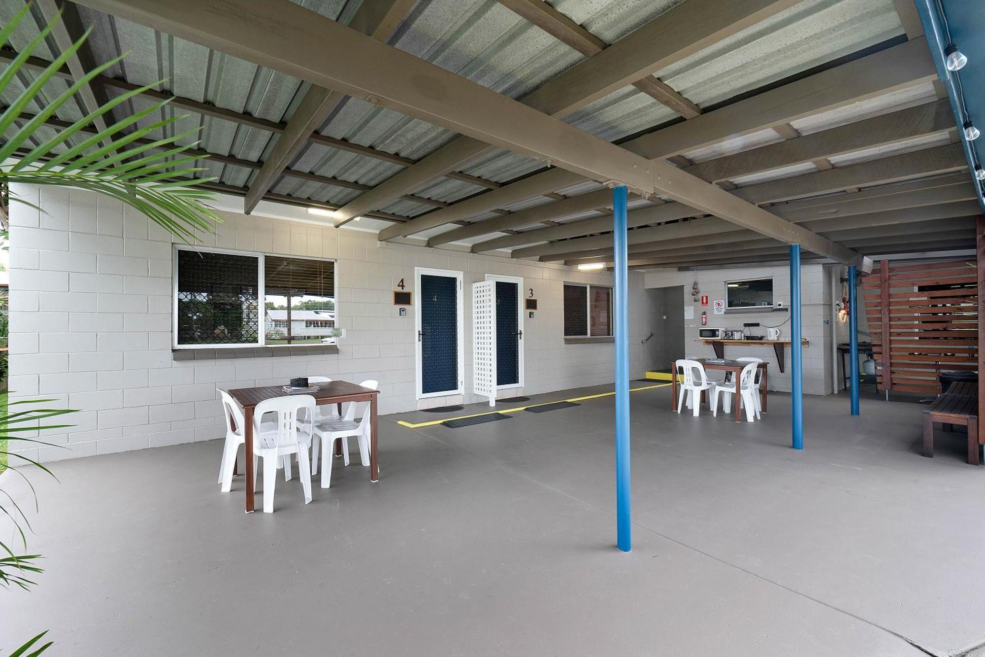 Seaforth Holiday Units Extérieur photo