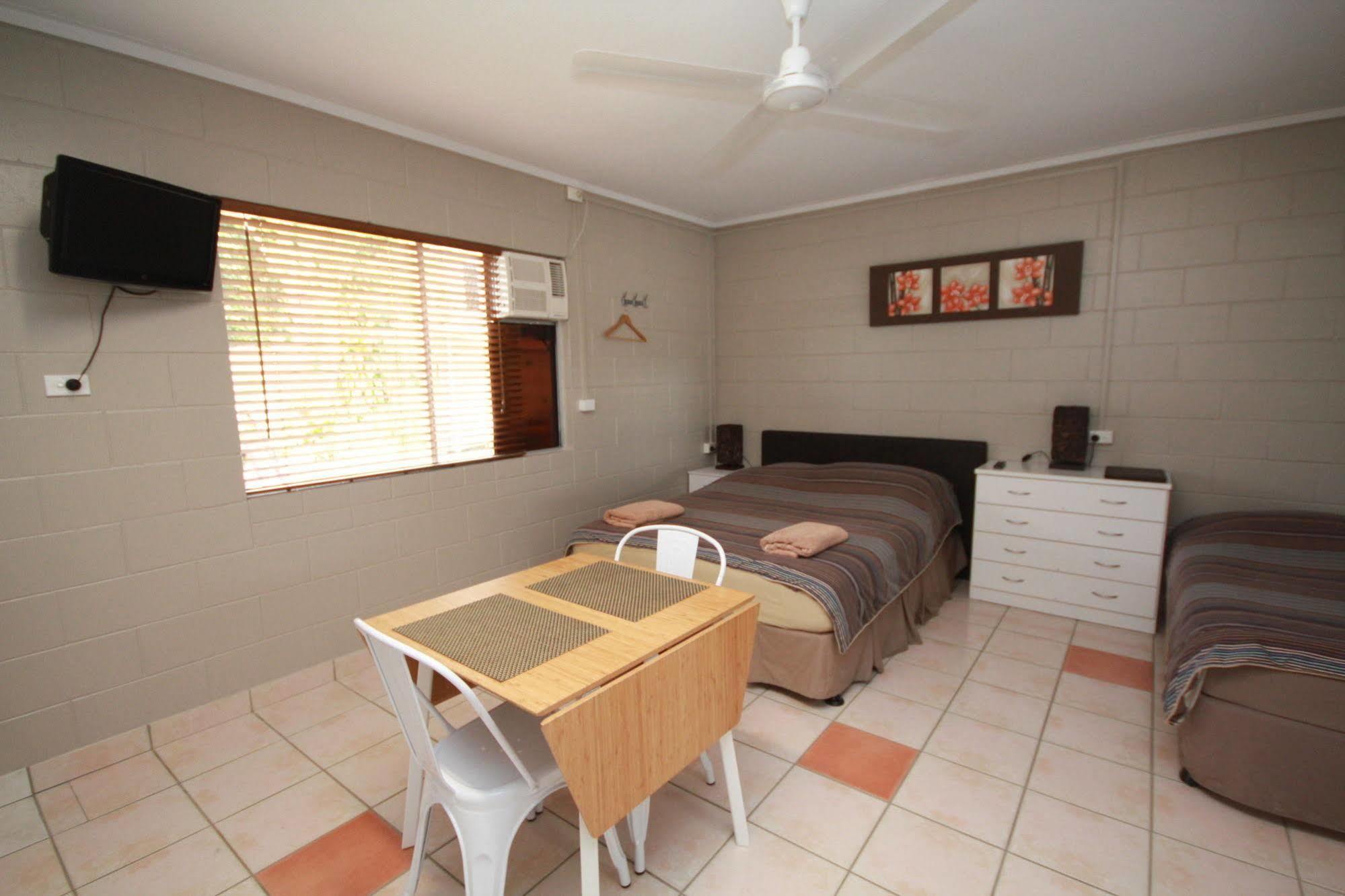 Seaforth Holiday Units Extérieur photo